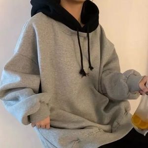 Oversized Colorblock Hoodie 🖤